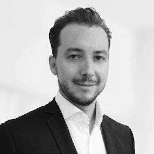 Chris Hess Kennzeichnung